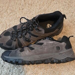 50 PEAKS Men's Black and Brown Hiking Shoes 10.5